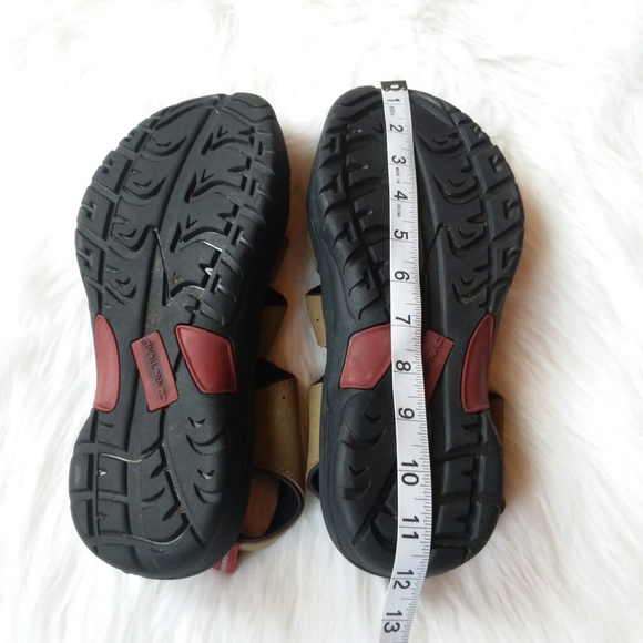 ozark trail hiking sandals